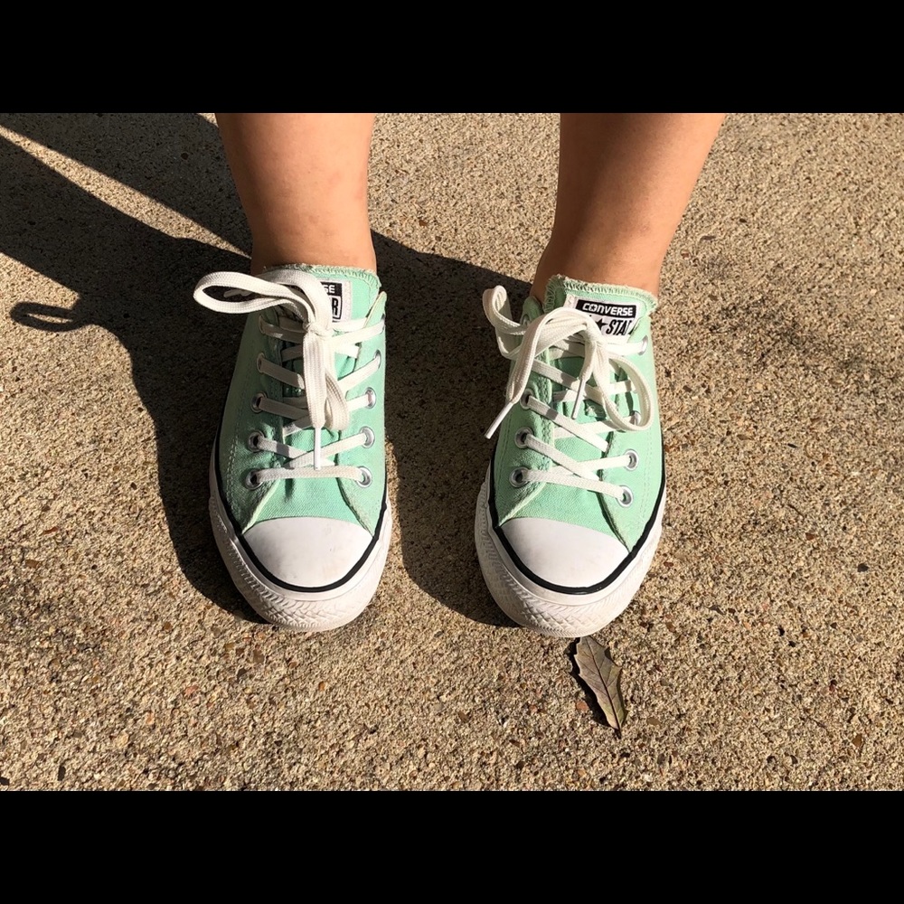 teal converse size 4 For sale !